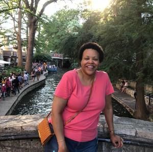 Meet your Posher, Sherrie